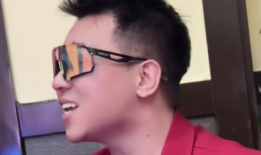 眼镜哥,揭秘眼镜界的时尚达人